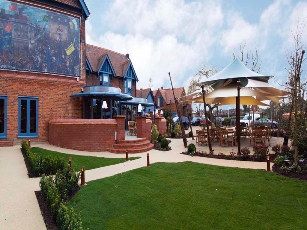 D'Parys Hotel Bedford Exterior foto